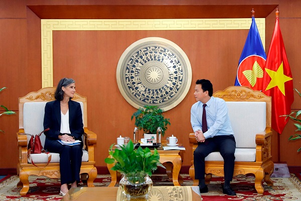 Bộ trưởng Đặng Quốc Khánh tiếp và làm việc với Trưởng đại diện UNDP tại Việt Nam